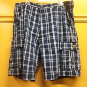 Wrangler Cargo Blue White Brown plaid Golf shorts. 36